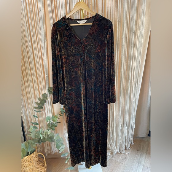 Diamond Tea Vintage Paisley Velvet Robe Housedress - Picture 8 of 11